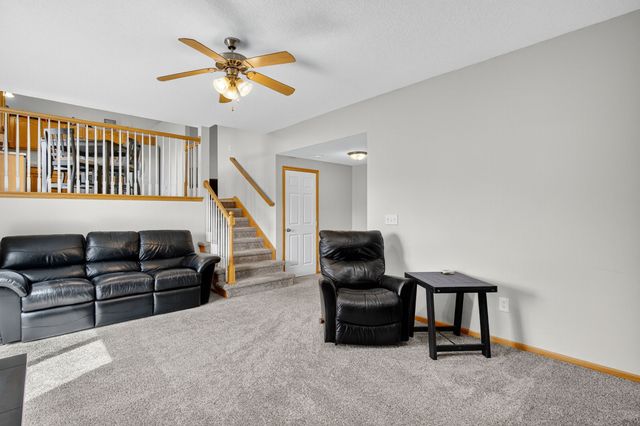 2528 Shady Lane Drive, Norwalk, IA 50211