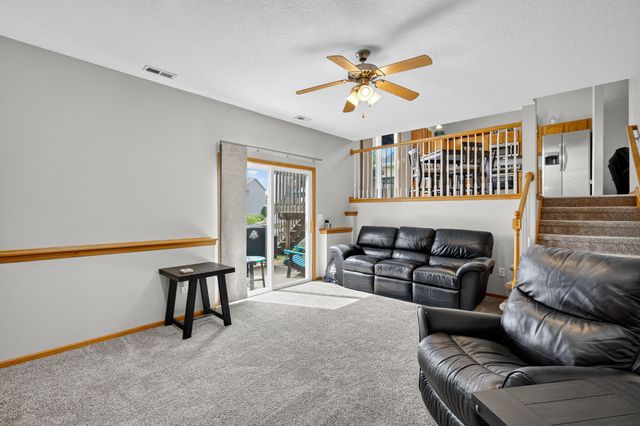 2528 Shady Lane Drive, Norwalk, IA 50211