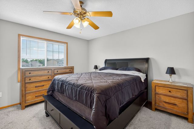 2528 Shady Lane Drive, Norwalk, IA 50211