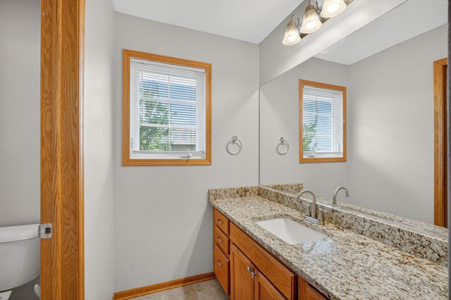 2528 Shady Lane Drive, Norwalk, IA 50211