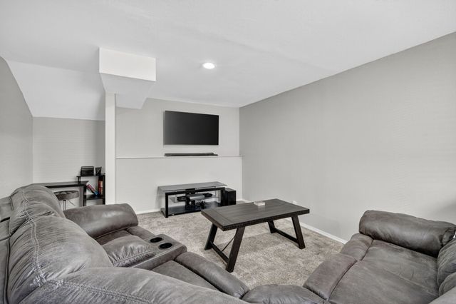 2528 Shady Lane Drive, Norwalk, IA 50211