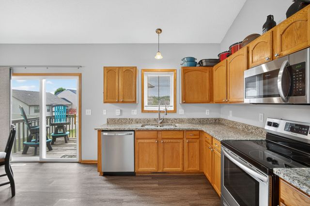 2528 Shady Lane Drive, Norwalk, IA 50211