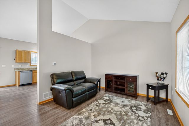 2528 Shady Lane Drive, Norwalk, IA 50211