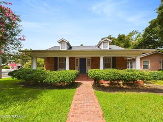 903 Myrtle Place, Lafayette, LA 70506