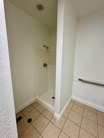 1349 S Otsego Avenue, Ste 5, Gaylord, MI 49735