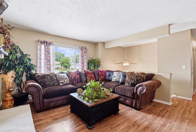 5614 SW 7th Street, Des Moines, IA 50315