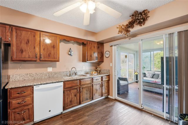 5614 SW 7th Street, Des Moines, IA 50315