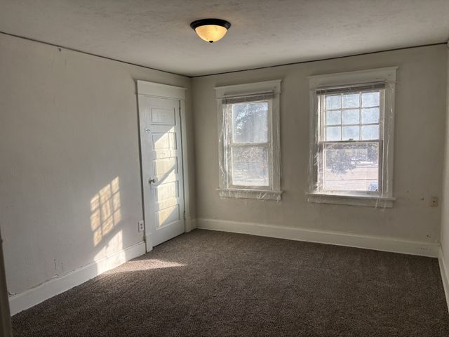 1326 32nd Street, Des Moines, IA 50311