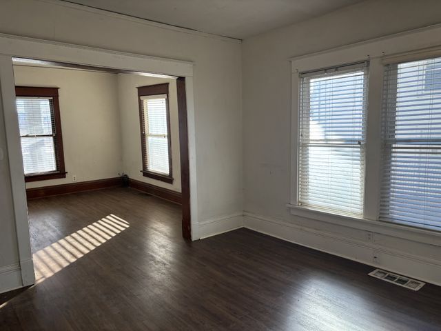 1326 32nd Street, Des Moines, IA 50311