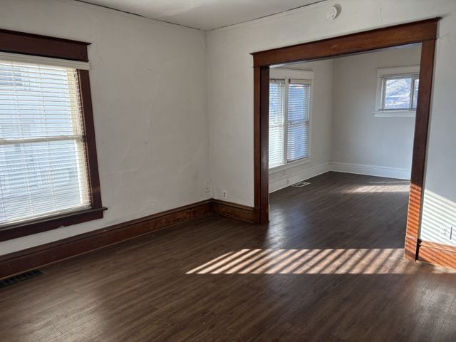 1326 32nd Street, Des Moines, IA 50311