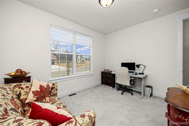 7841 Trailside Court, West Bloomfield, MI 48323