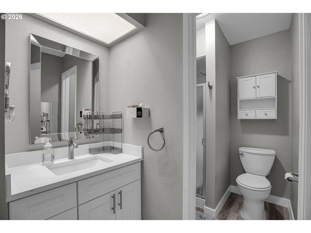 1558 Nw MIDLAKE Ln, Beaverton, OR 97006