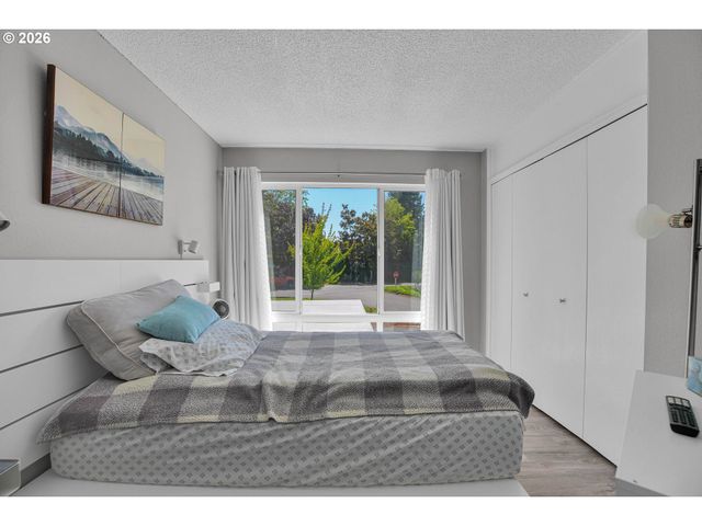 1558 Nw MIDLAKE Ln, Beaverton, OR 97006