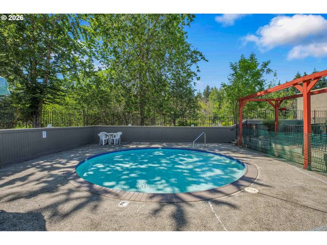 1558 Nw MIDLAKE Ln, Beaverton, OR 97006