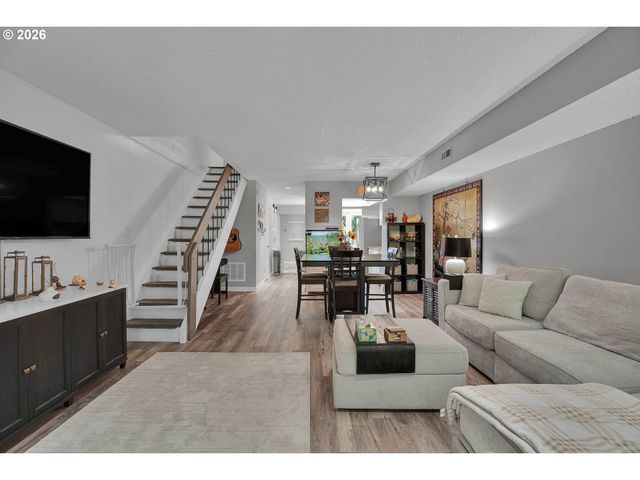 1558 Nw MIDLAKE Ln, Beaverton, OR 97006
