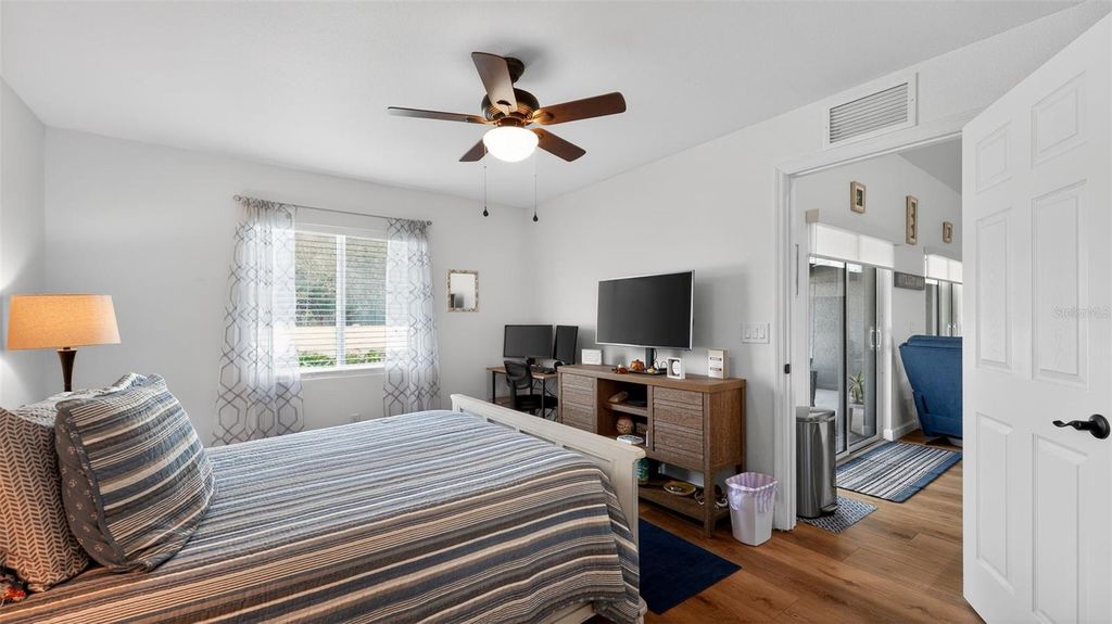 Image 18 of property listing at 5290 WEATHERTON STREET, North Port, FL 34288