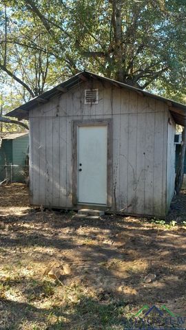 1602 E Main, Henderson, TX 75652