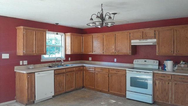 1602 E Main, Henderson, TX 75652