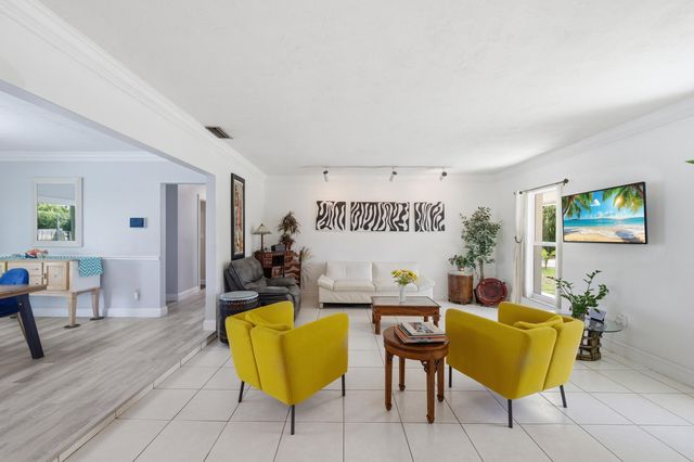 11911 NW 14th Court, Pembroke Pines, FL 33026