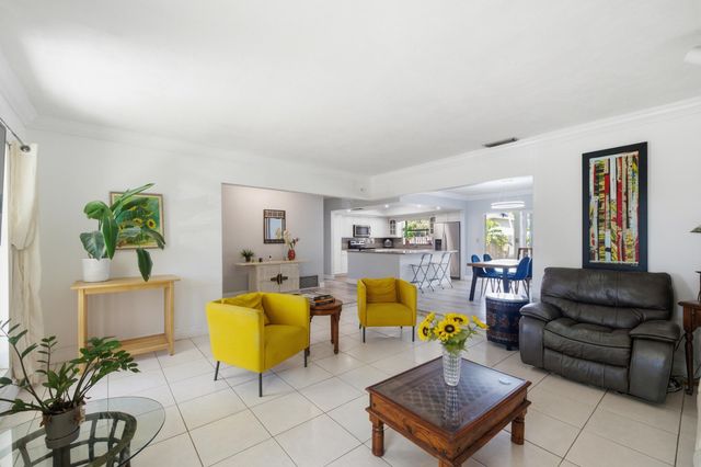 11911 NW 14th Court, Pembroke Pines, FL 33026