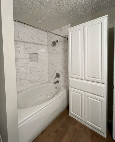 224 Lake By Drive, Seven Points, TX 75143