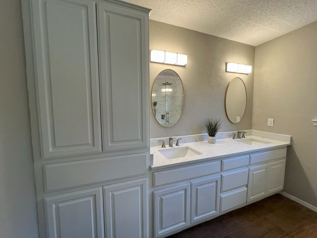 224 Lake By Drive, Seven Points, TX 75143