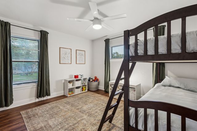 3351 Santa Teresa Avenue, Dallas, TX 75228
