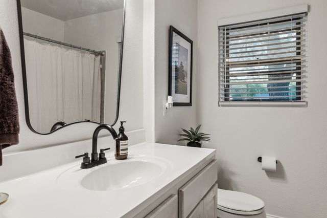 3351 Santa Teresa Avenue, Dallas, TX 75228