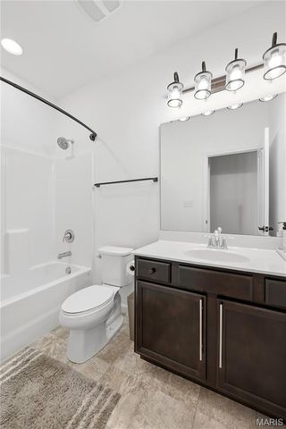 22 Ivyleigh Court, St Charles, MO 63303