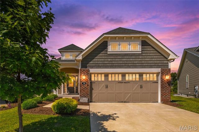 22 Ivyleigh Court, St Charles, MO 63303