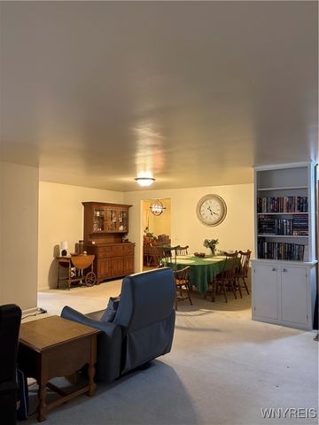 40 Sweetwood Drive North, Amherst, NY 14228