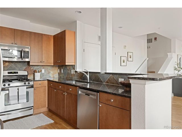 1662 Fillmore St, Denver, CO 80206