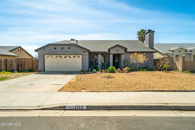 3112 Myrtle Avenue, Rosamond, CA 93560