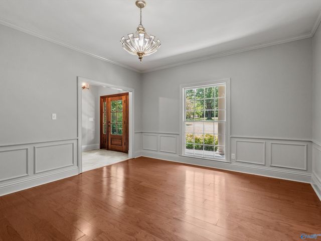 2004 Brookmeade Road SE, Decatur, AL 35601