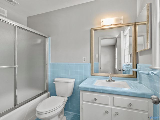 2004 Brookmeade Road SE, Decatur, AL 35601