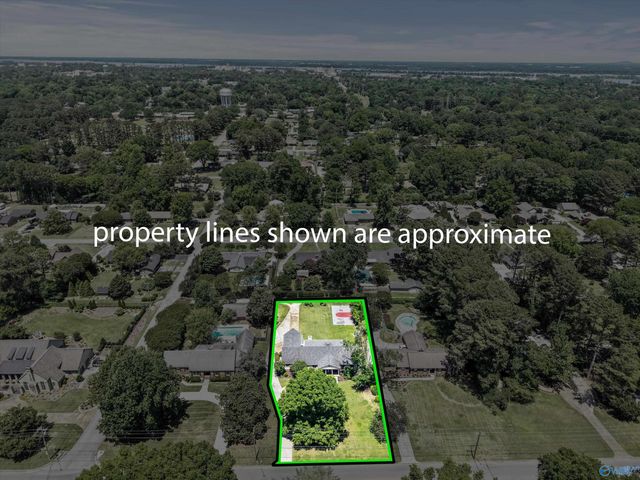 2004 Brookmeade Road SE, Decatur, AL 35601