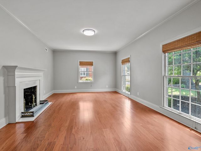 2004 Brookmeade Road SE, Decatur, AL 35601