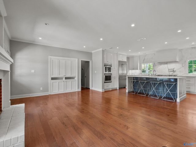 2004 Brookmeade Road SE, Decatur, AL 35601