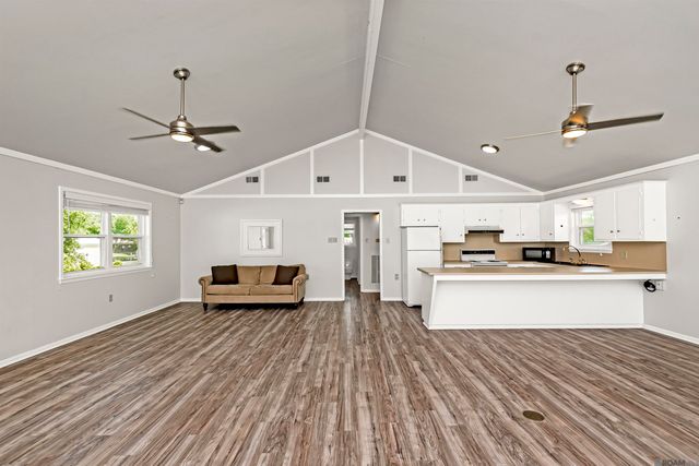 7867 Park St, Ventress, LA 70783