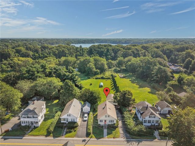 520 Middle Highway, Barrington, RI 02806