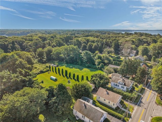 520 Middle Highway, Barrington, RI 02806