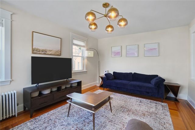 520 Middle Highway, Barrington, RI 02806