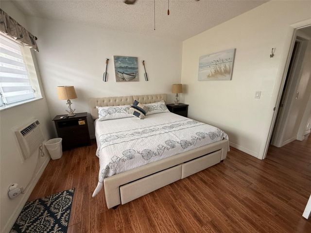 1000 SW 10th Avenue 9, Hallandale Beach, FL 33009