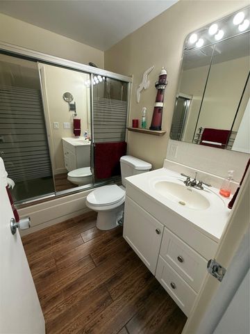 1000 SW 10th Avenue 9, Hallandale Beach, FL 33009