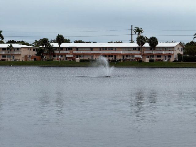 1000 SW 10th Avenue 9, Hallandale Beach, FL 33009