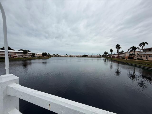 1000 SW 10th Avenue 9, Hallandale Beach, FL 33009