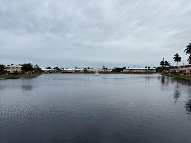 1000 SW 10th Avenue 9, Hallandale Beach, FL 33009