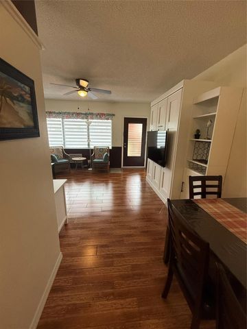 1000 SW 10th Avenue 9, Hallandale Beach, FL 33009