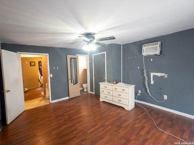 343 Bocawood Drive, Poteet, TX 78065