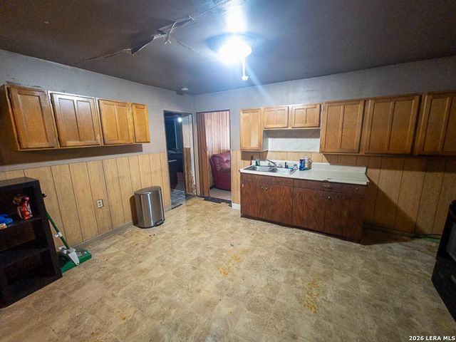 343 Bocawood Drive, Poteet, TX 78065